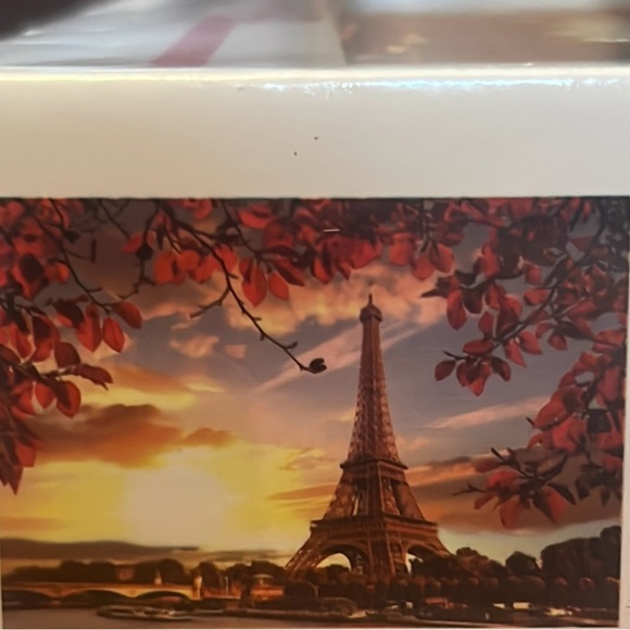 Eiffel Tower in Autumn jigsaw puzzle-1,000 pieces-NIB-5 available - Picture 4 of 6